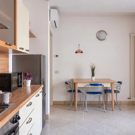 3 Min To With Patio Ac - Il Lupo Affitta *