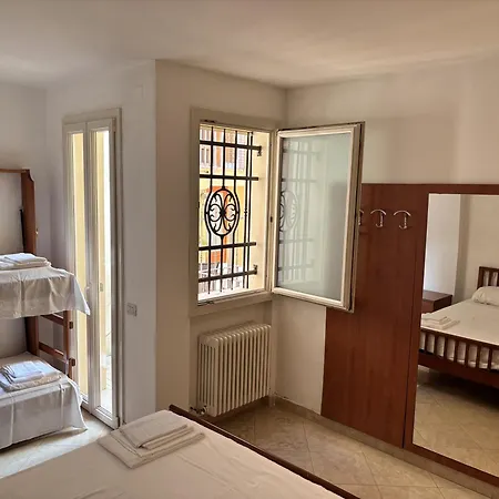 3 Min To With Patio Ac - Il Lupo Affitta *