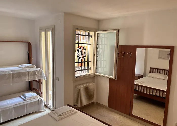 3 Min To With Patio Ac - Il Lupo Affitta *