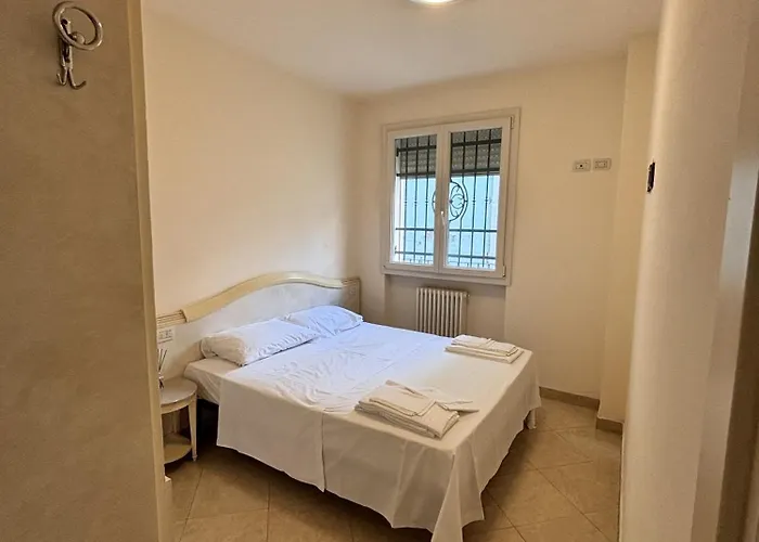 アパート 3 Min To With Patio Ac - Il Lupo Affitta *